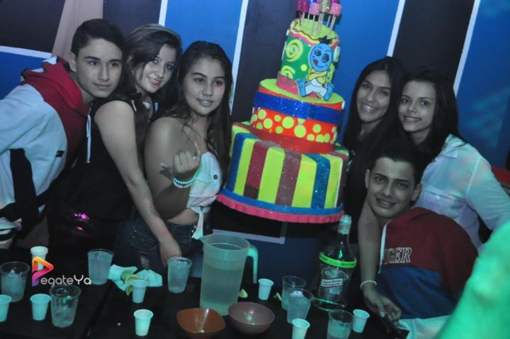 Foto 15 de El Manicomio sábado 20 de junio 2015 en Discoteca El Manicomio Bucaramanga, Bucaramanga