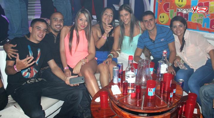 Foto 77 de Lolas Club - Amor y Amistad en Lolas Club Menga Cali, Cali