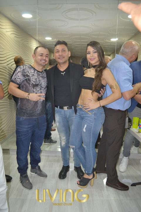 Foto 50 de Living - 1er & 2do Fds Octubre 2016 en Living Night Club, Cali