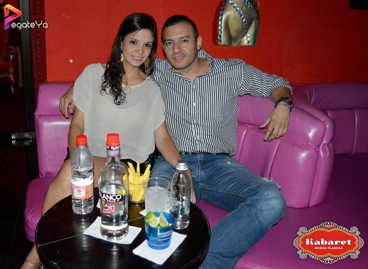 Foto 13 de Kabaret Bar - 3er Fds Agosto 2017 en Kabaret - Granada, Cali