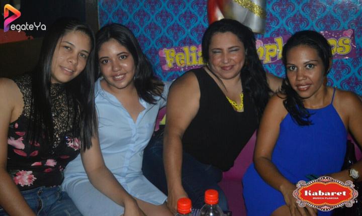 Foto 10 de Kabaret Bar - 1ER Fds Junio 2017 en Kabaret - Granada, Cali