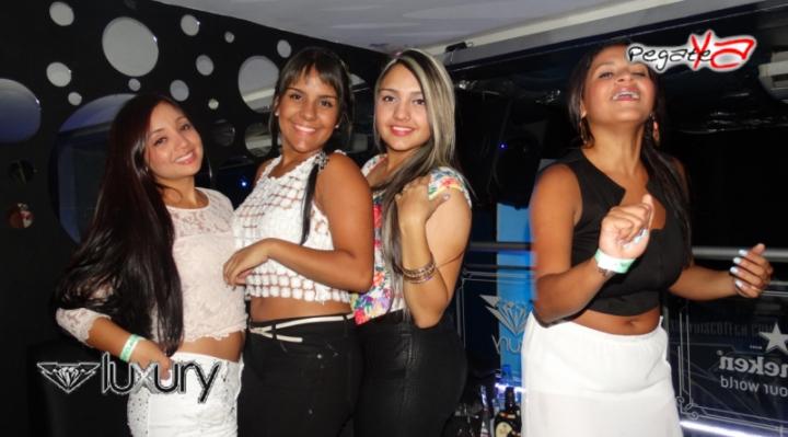 Foto 45 de Luxury - Nov 15 y 22 del 2014 en Discoteca Luxury Medellin, Medellín