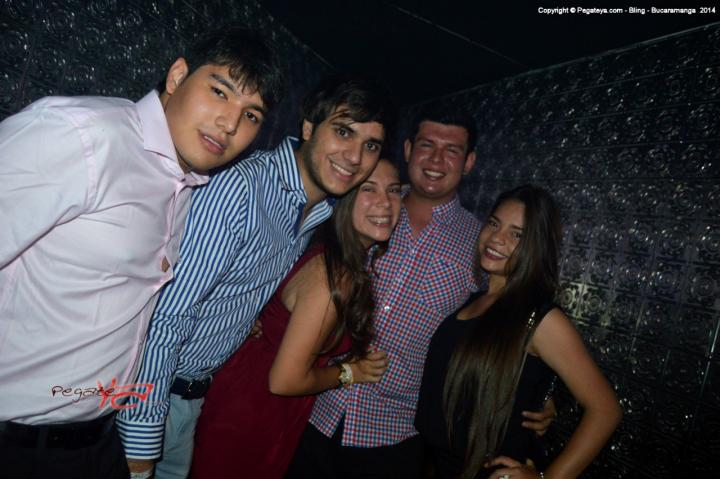 Foto 75 de Bar Bling 31 dic 2014 en Bar Bling Bucaramanga, Bucaramanga