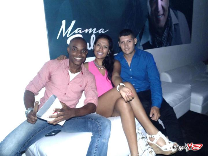 Foto 18 de Mamasalsa - Oct 4 en Mama Salsa, Cali