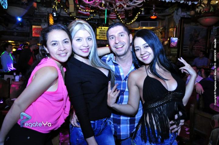 Foto 54 de Mangos Medellin - 22 -23 Mayo de 2015 en Discoteca Mangos Medellin, Medellín