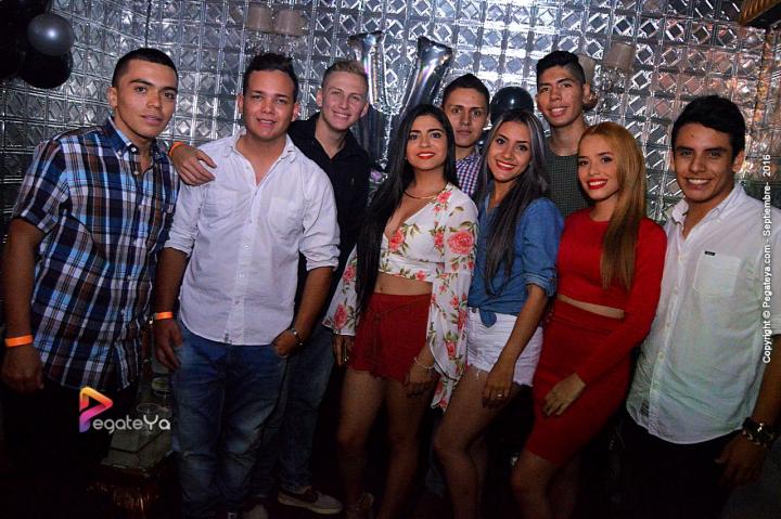 Foto 15 de PISO V sábado 3 de sep en Bar Piso V Bucaramanga, Bucaramanga