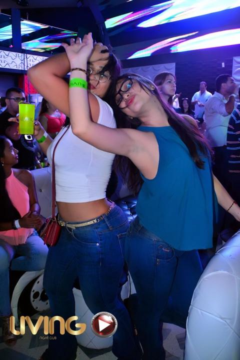 Foto 4 de Living - 1er Fds Julio 2017 en Living Night Club, Cali