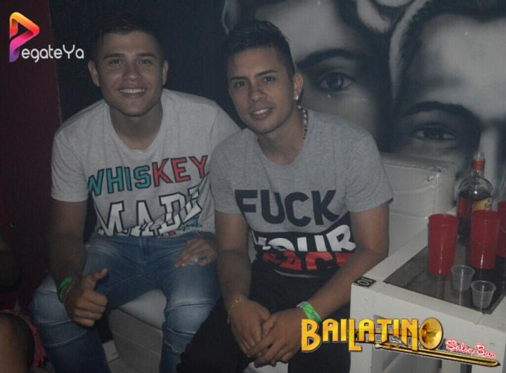 Foto 17 de Bailatino - 5TO Fds Abril 2016 en Bailatino - Bar, Cali