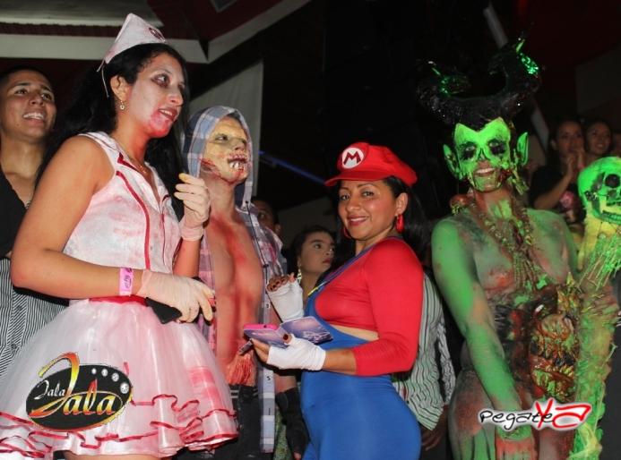 Foto 15 de Jalajala -halloween 2014 en Jala Jala Club, Cali