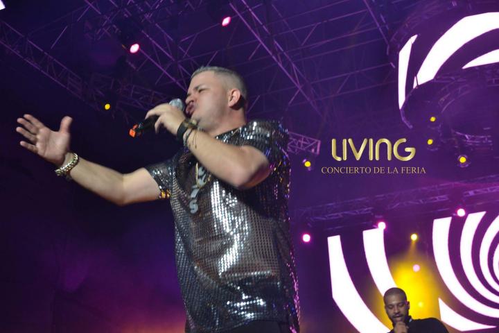 Foto 43 de Living Conciertos Feria De Cali 2016 en Living Night Club, Cali