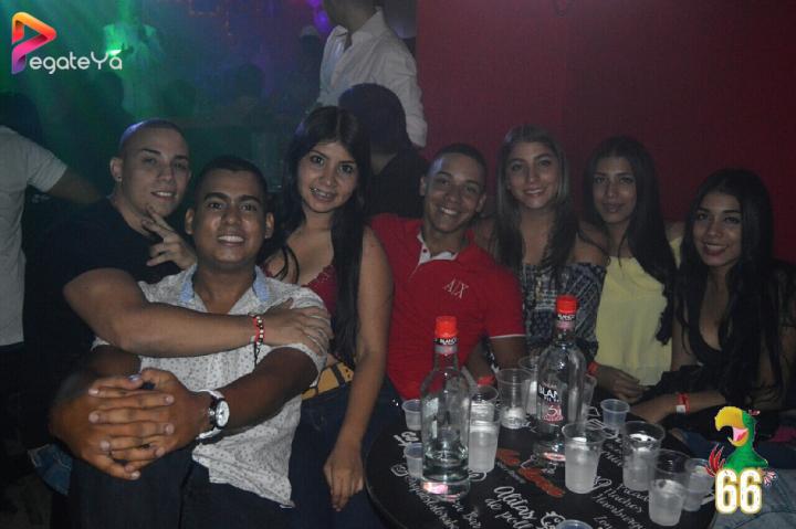 Foto 16 de La lora Bar - AMOR & AMISTAD Sept. 2016 en La Lora Bar, Cali