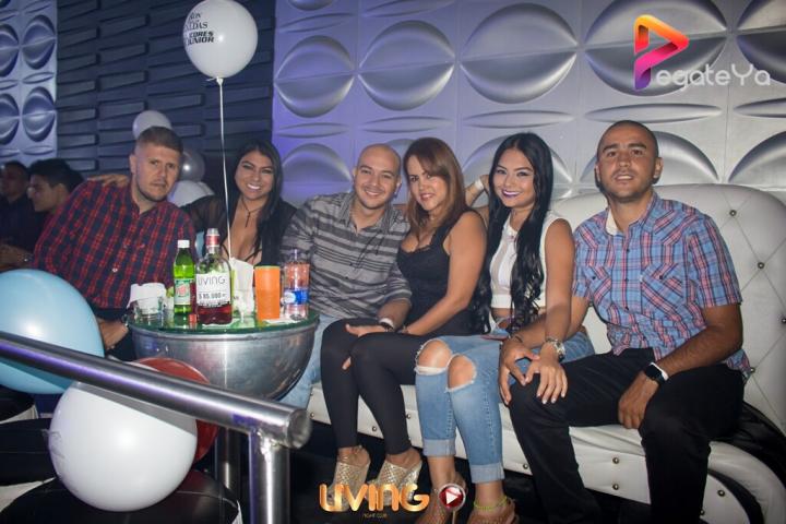 Foto 10 de Living - AMOR & AMISTAD 2016 en Living Night Club, Cali