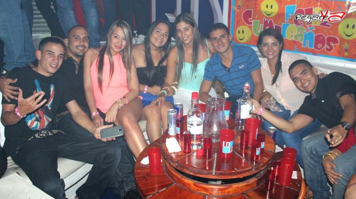 Foto 78 de Lolas Club - Amor y Amistad en Lolas Club Menga Cali, Cali