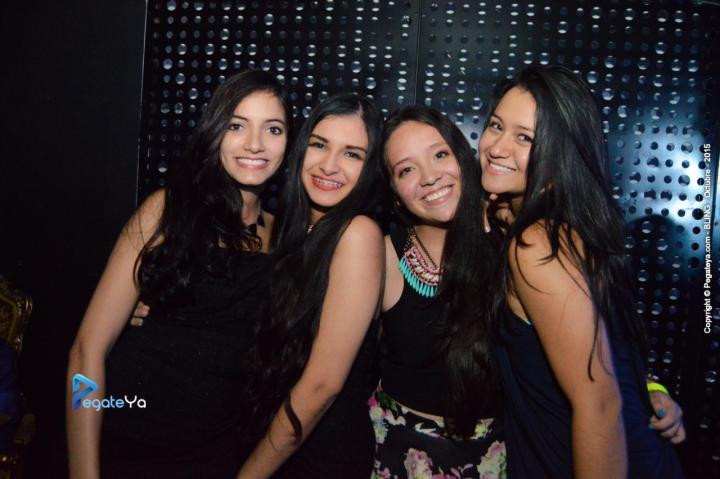 Foto 26 de Bar Bling - viernes 16 oct 2015 en Bar Bling Bucaramanga, Bucaramanga