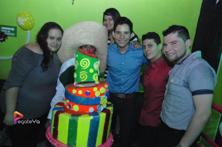 Foto 22 de El Manicomio sábado 09 de mayo 2015 en Discoteca El Manicomio Bucaramanga, Bucaramanga
