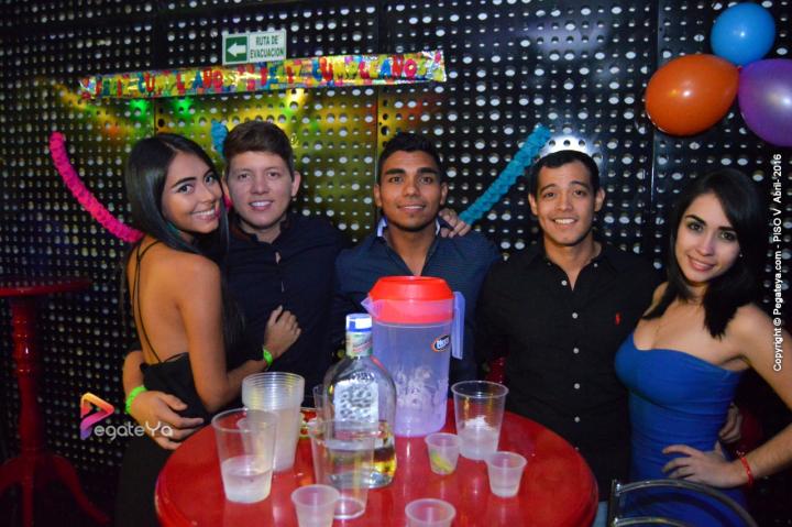 Foto 102 de Piso V - Sabado 9 abril de 2016 en Bar Piso V Bucaramanga, Bucaramanga