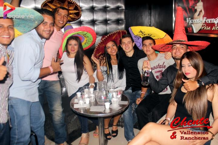 Foto 21 de Chente - Amor & Amistad 2016 en CHENTE Vallenatos y Rancheras, Cali