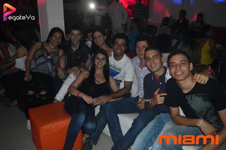 Foto 32 de Miami Bar - Amor & Amistad 2016 en Miami Bar Cali, Cali