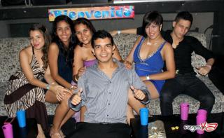 Foto 27 de Noviembre 30 del 2013 en Babel / Barra Libre Cali, Cali