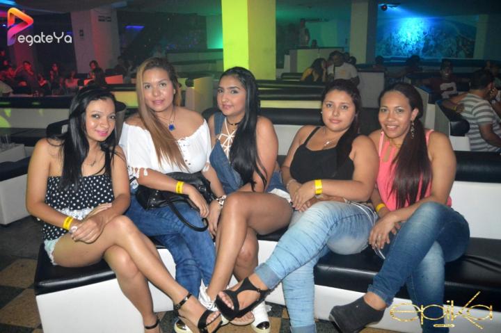 Foto 30 de Epika - 3er & 4to Fds Oct. 2016 en Epika Night Club, Cali
