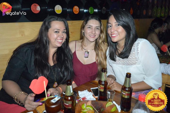 Foto 84 de Mi Dios Se Lo Pague - Hallowen 2016 en Fonda Mi Dios Se Lo Pague, Cali