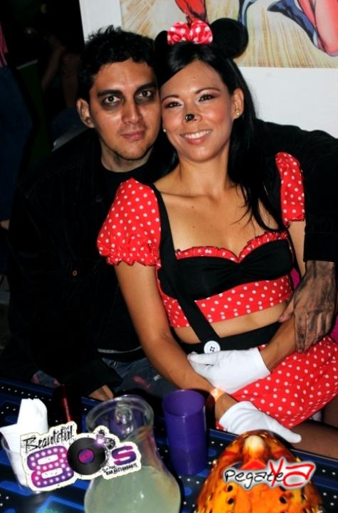 Foto 28 de Beautiful 80`s - Halloween 2014 en Beautiful 80`s Cali, Cali