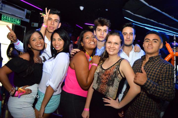 Foto 24 de PISO V - Sabado 2 de abril 2016 en Bar Piso V Bucaramanga, Bucaramanga