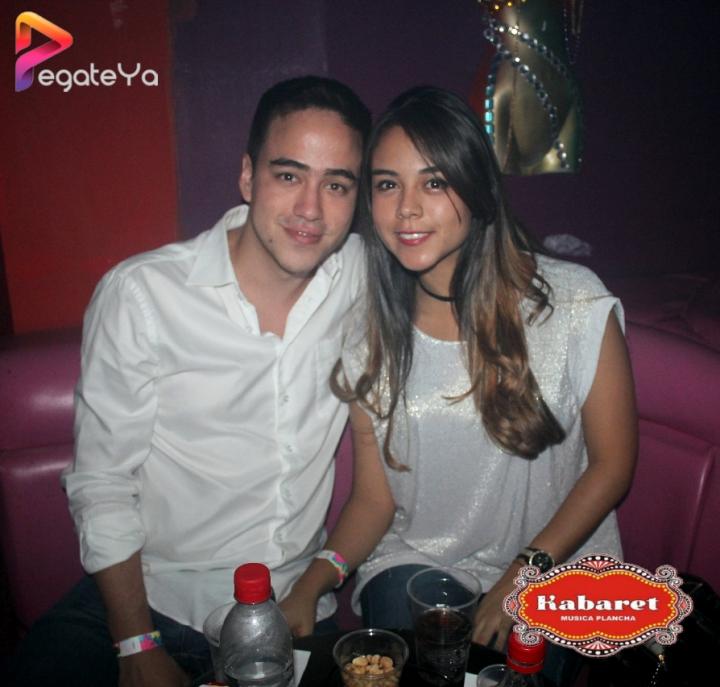 Foto 10 de Kabaret Bar - 1AMOR & AMISTAD Sept. 2016 en Kabaret - Granada, Cali