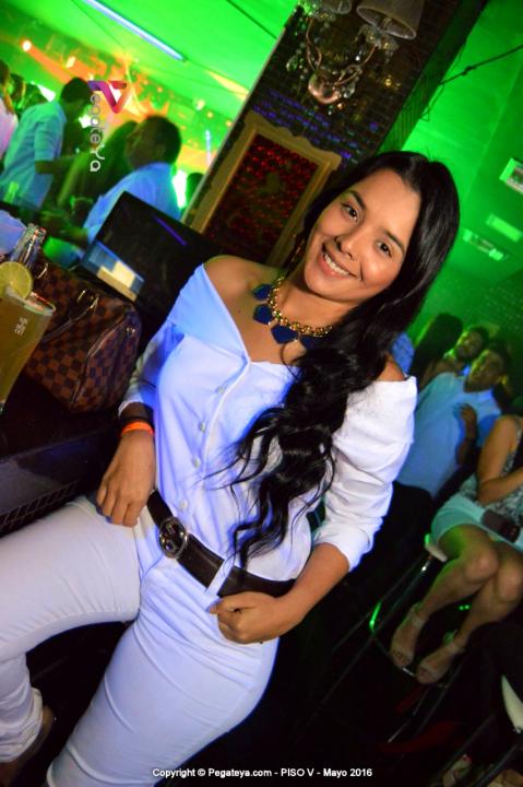 Foto 5 de Piso V - Sabado 14 de mayo 2016 en Bar Piso V Bucaramanga, Bucaramanga