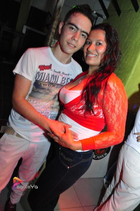 Foto 34 de New York sábado 02 de mayo 2015 en Discoteca New York Bucaramanga, Bucaramanga