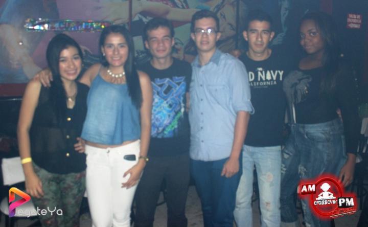 Foto 5 de Ampm Bar - 1er FDS Mayo 2015 en Am / PM Bar - Cali, Cali