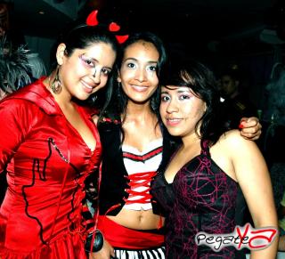 Foto 23 de Noviembre 3 del 2012 en Babel / Barra Libre Cali, Cali