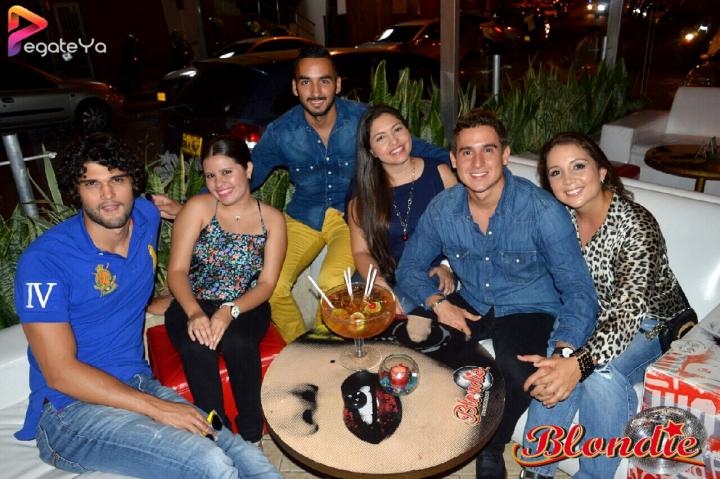 Foto 19 de Blondie - 1er 2do Fds Agosto 2016 en Blondie Bar Cali, Cali
