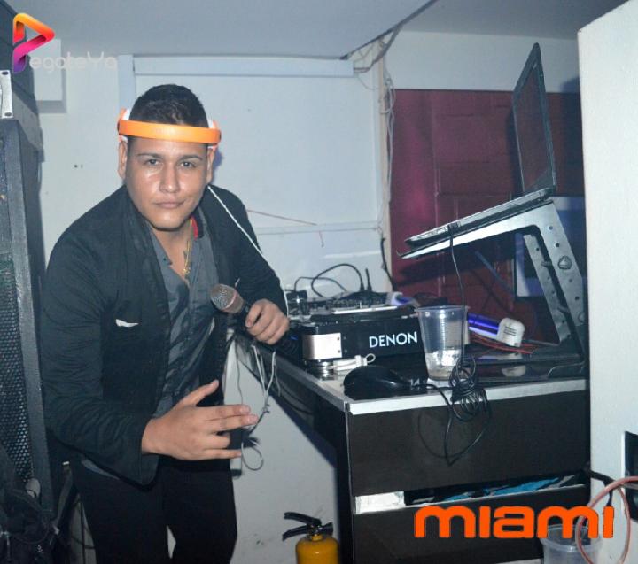 Foto 11 de Miami Bar - 4to Fds Abril 2017 en Miami Bar Cali, Cali