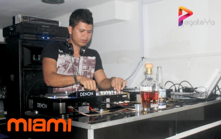 Foto 20 de Miami Bar - 3er FDS Febrero 2015 en Miami Bar Cali, Cali