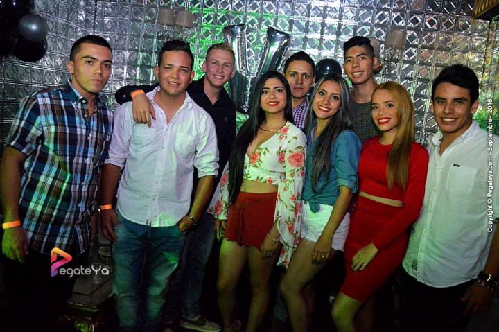 Foto 16 de PISO V sábado 3 de sep en Bar Piso V Bucaramanga, Bucaramanga