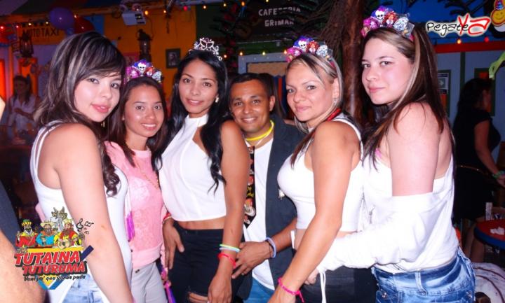 Foto 11 de Tutaina - 15 y 22 Nov 2014 en FONDA TUTAINA Medellin, Medellín
