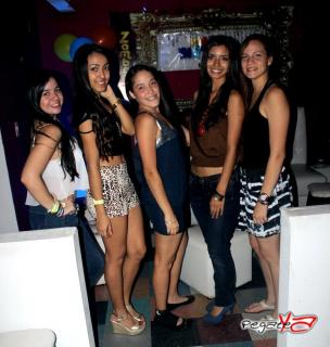 Foto 1 de Zambomba - Marzo 22 del 2014 en Club Zambomba, Cali