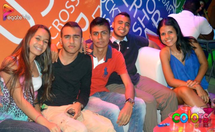 Foto 4 de Colors - 4to FDS SPT 2015 en Colors Drinks