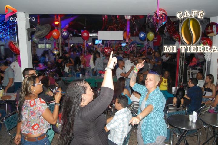 Foto 69 de Cafe mi Tierra - 5to Fds Abril 2016 en Cafe Mi Tierra, Cali