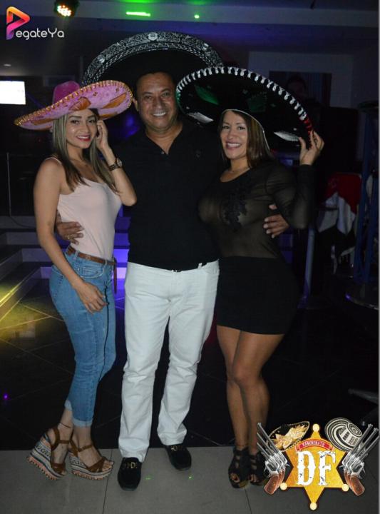 Foto 16 de EL DF - 5to FDS Julio 2017 en El DF Club Discoteca