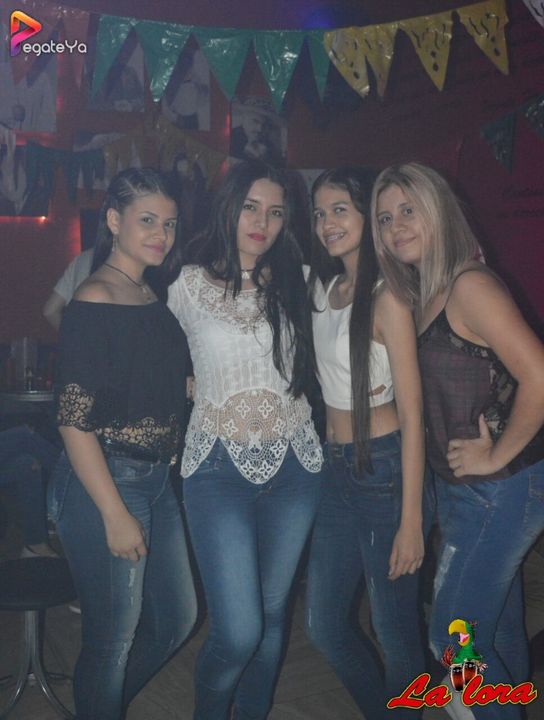 Foto 31 de La Lora - 1er / 2do Fds Sept. 2017 en La Lora Bar, Cali