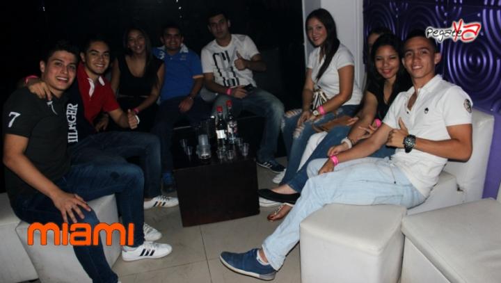Foto 47 de Miami Bar - Halloween 2014 en Miami Bar Cali, Cali