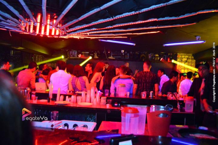 Foto 94 de PISO V - Sabado 16 de abril 2016 en Bar Piso V Bucaramanga, Bucaramanga