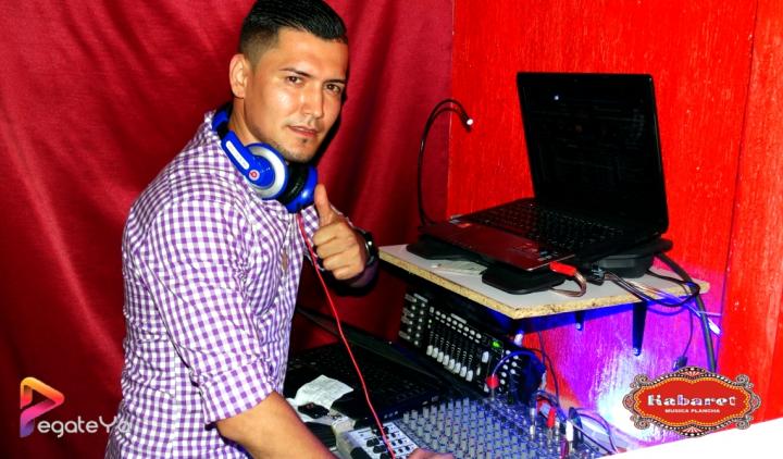 Foto 20 de Kabaret Bar - Marzo 08 del 2015 en Kabaret - Granada, Cali