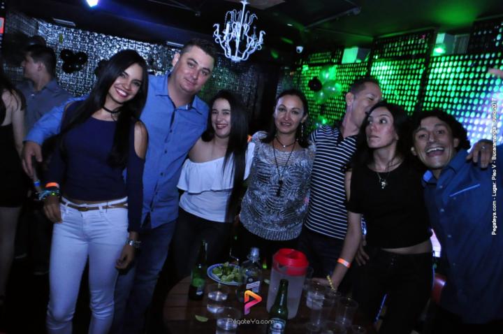 Foto 29 de PISO V - Sábado 5 de julio de 2017 en Bar Piso V Bucaramanga, Bucaramanga