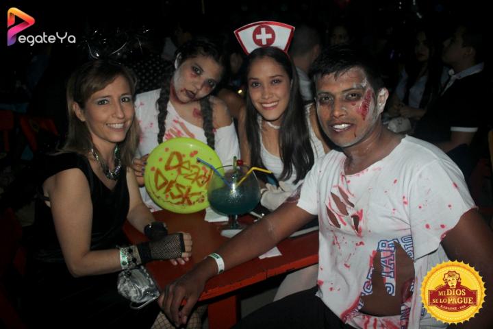 Foto 21 de Mi Dios Se Lo Pague - Hallowen 2016 en Fonda Mi Dios Se Lo Pague, Cali