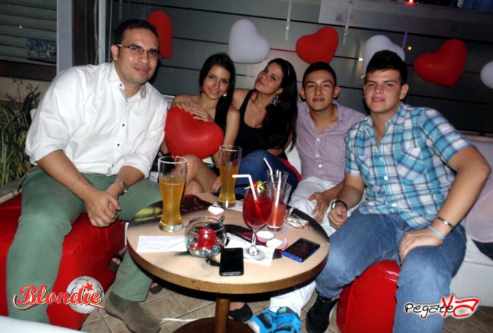 Foto 42 de Blondie - Amor y Amistad en Blondie Bar Cali, Cali