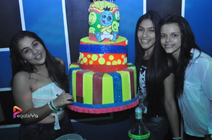 Foto 17 de El Manicomio sábado 20 de junio 2015 en Discoteca El Manicomio Bucaramanga, Bucaramanga