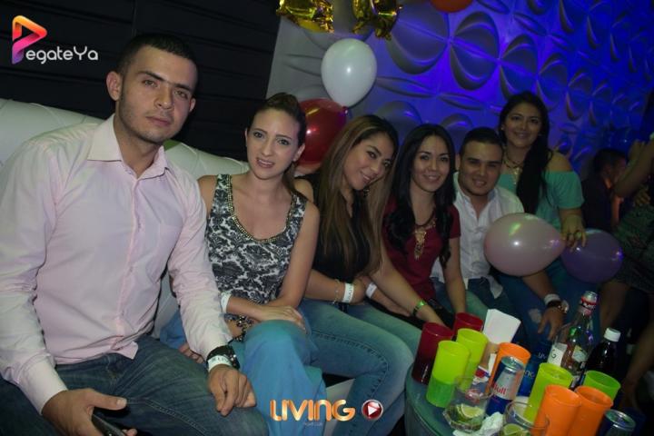 Foto 63 de Living - 3er & 4To Fds Octubre 2016 en Living Night Club, Cali